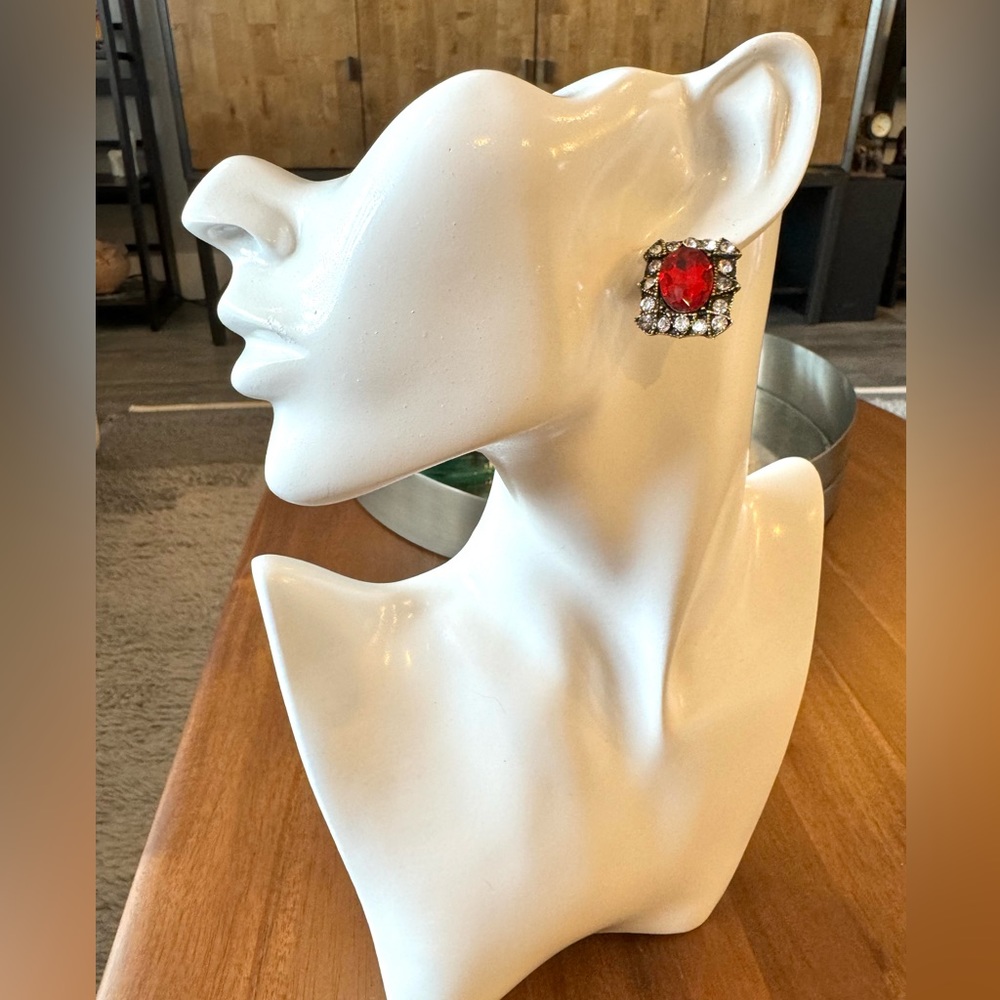 Vintage Red Gem Rectangular Earrings - image 3